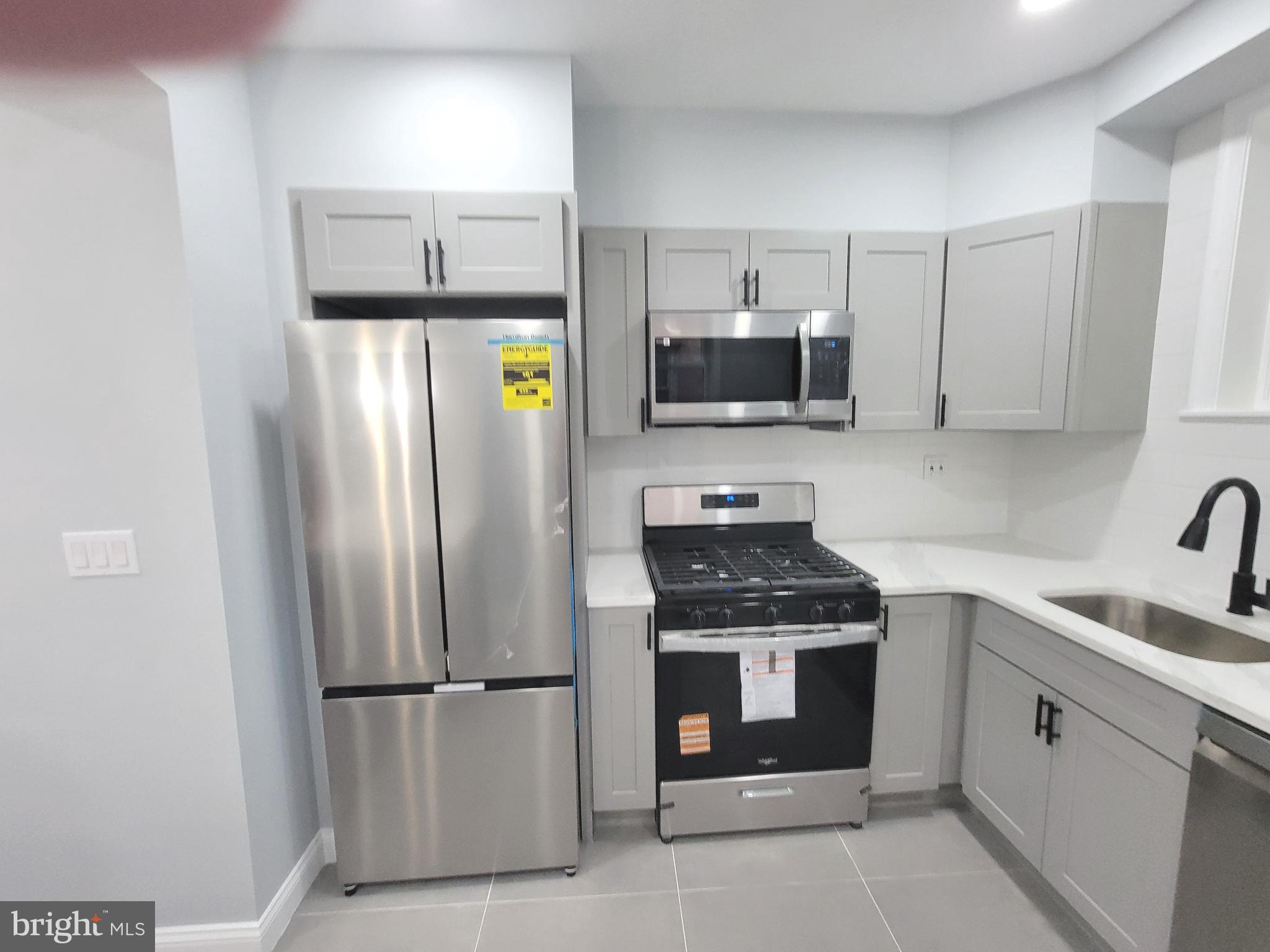 2013 S CROSKEY STREET