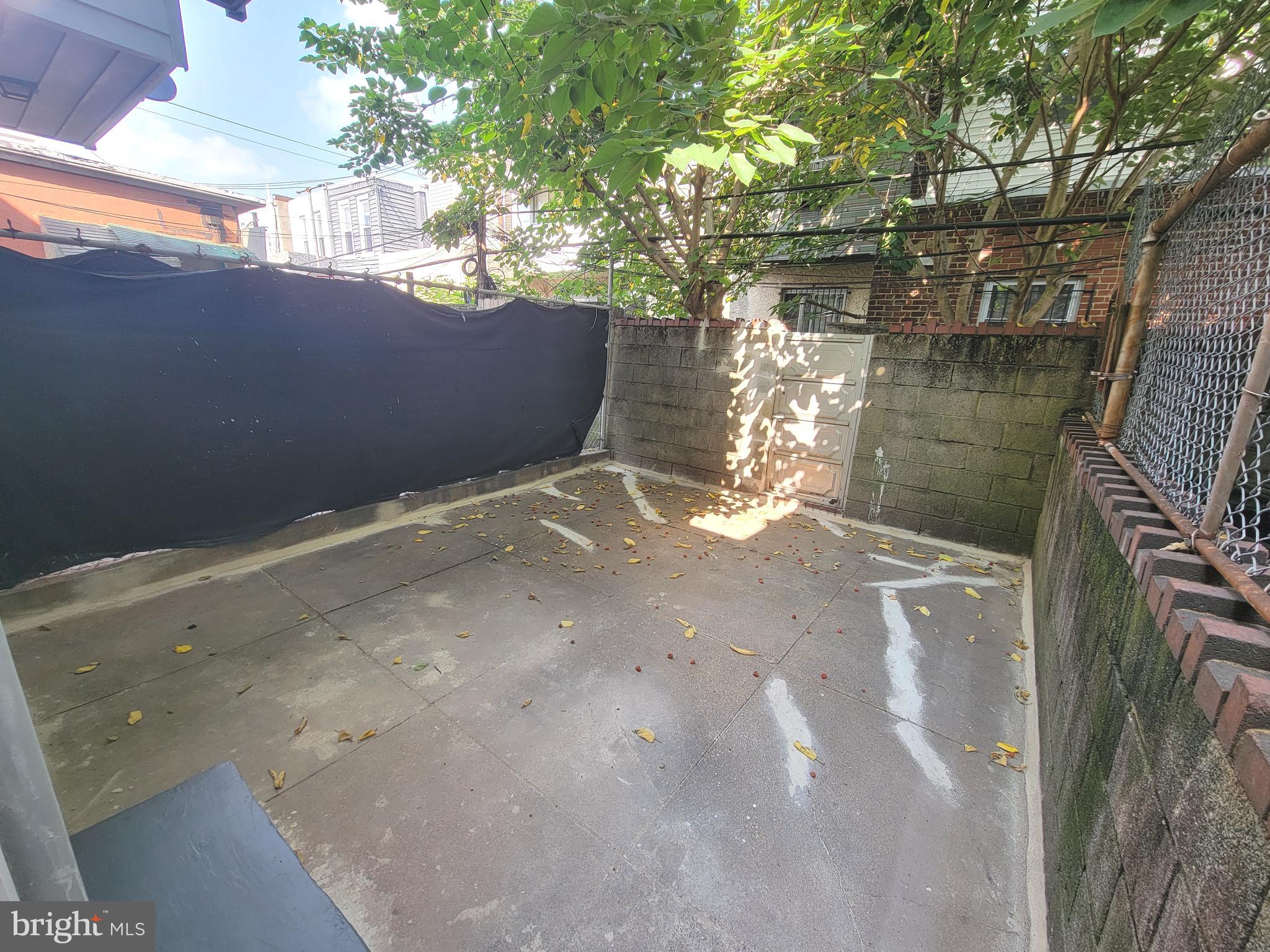 POINT BREEZE - Residential