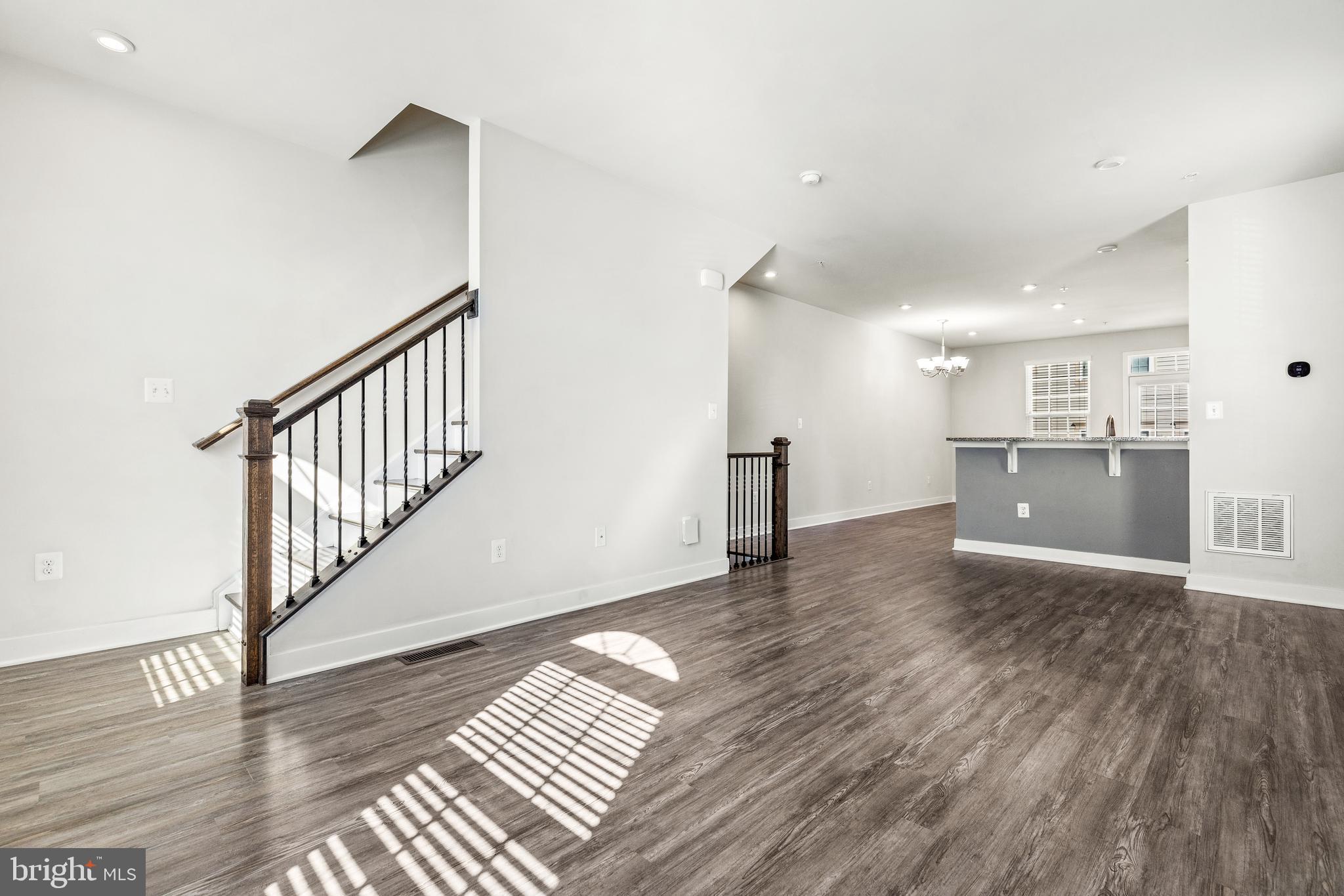 GREENBELT STATION - Residential