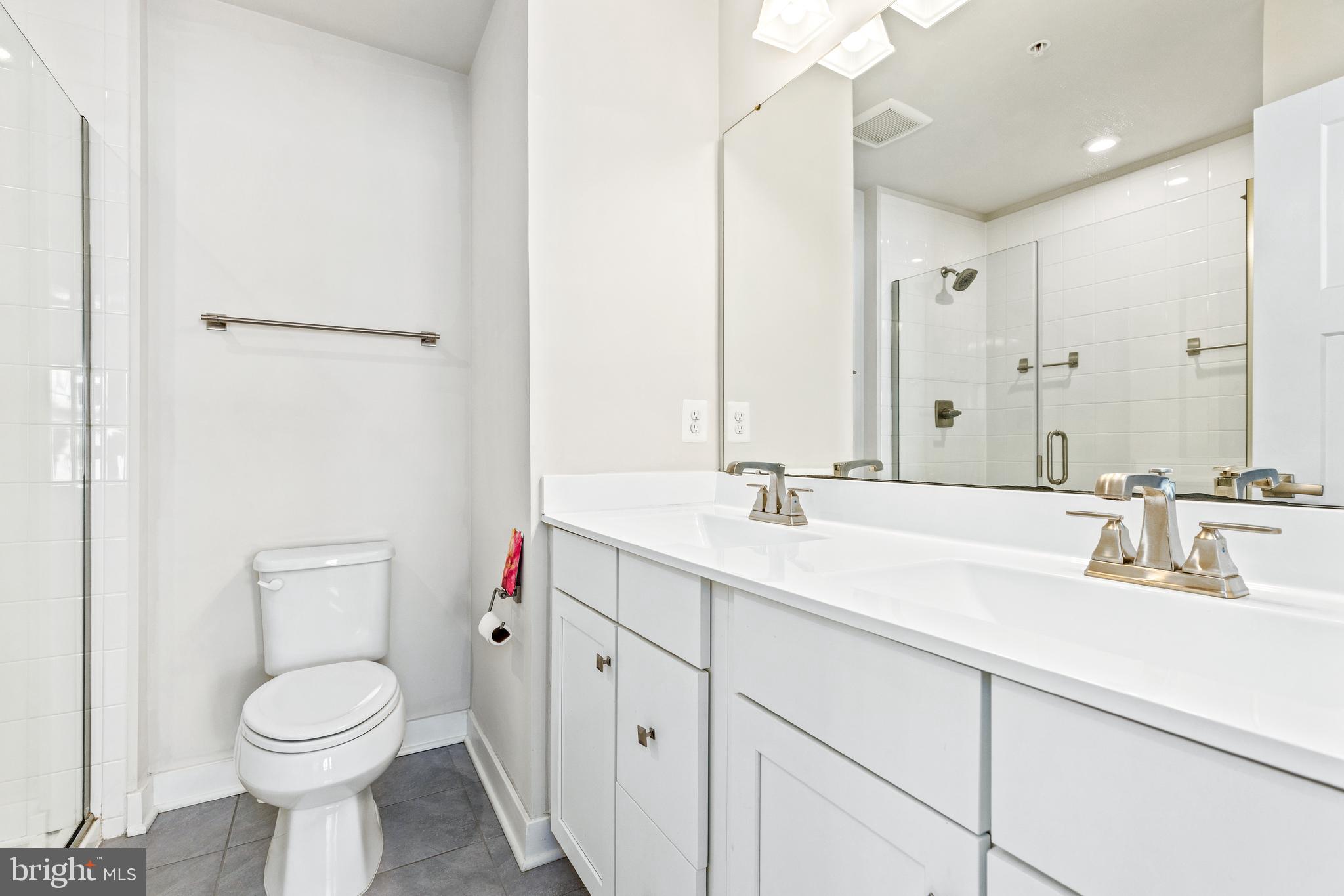 GREENBELT STATION - Residential