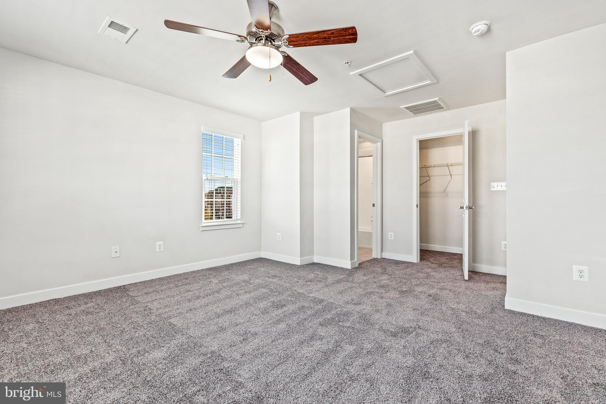 GREENBELT STATION - Residential