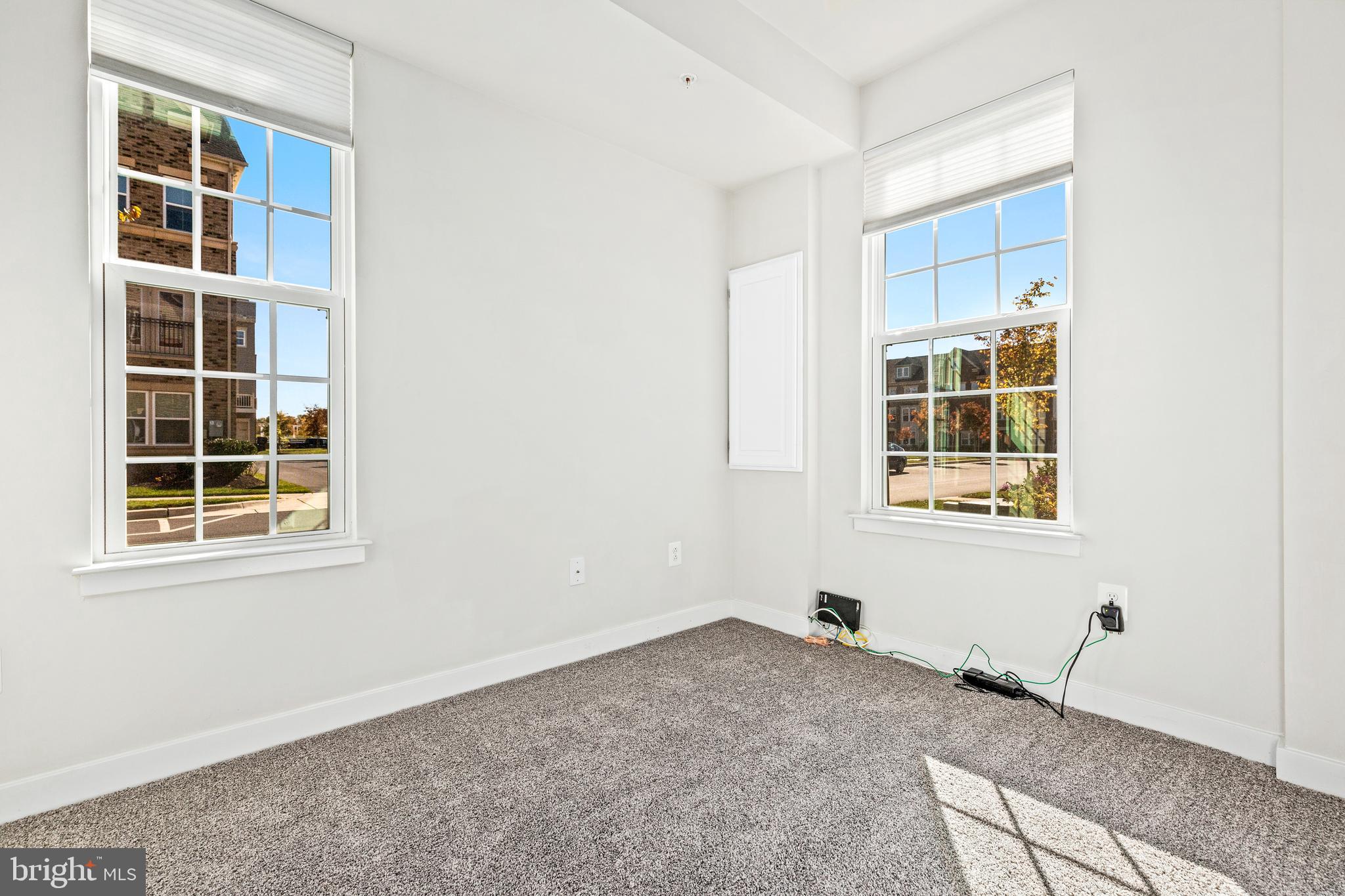 GREENBELT STATION - Residential