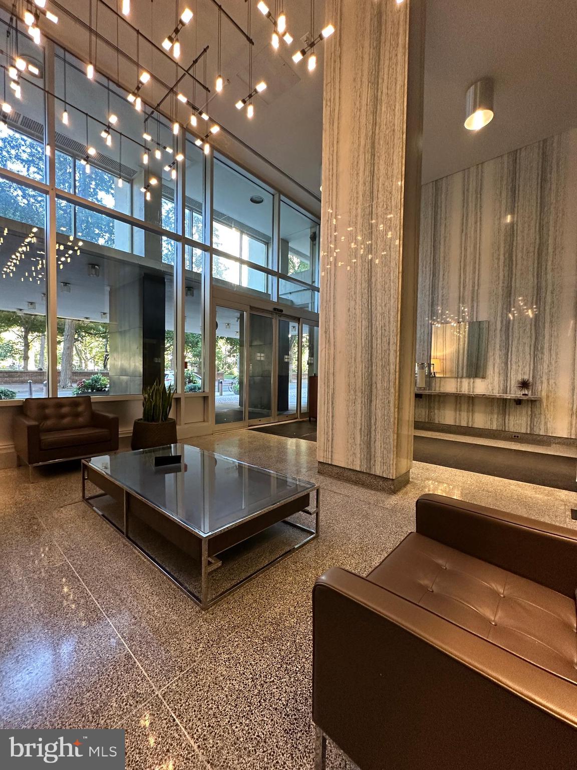 CENTER CITY - Residential