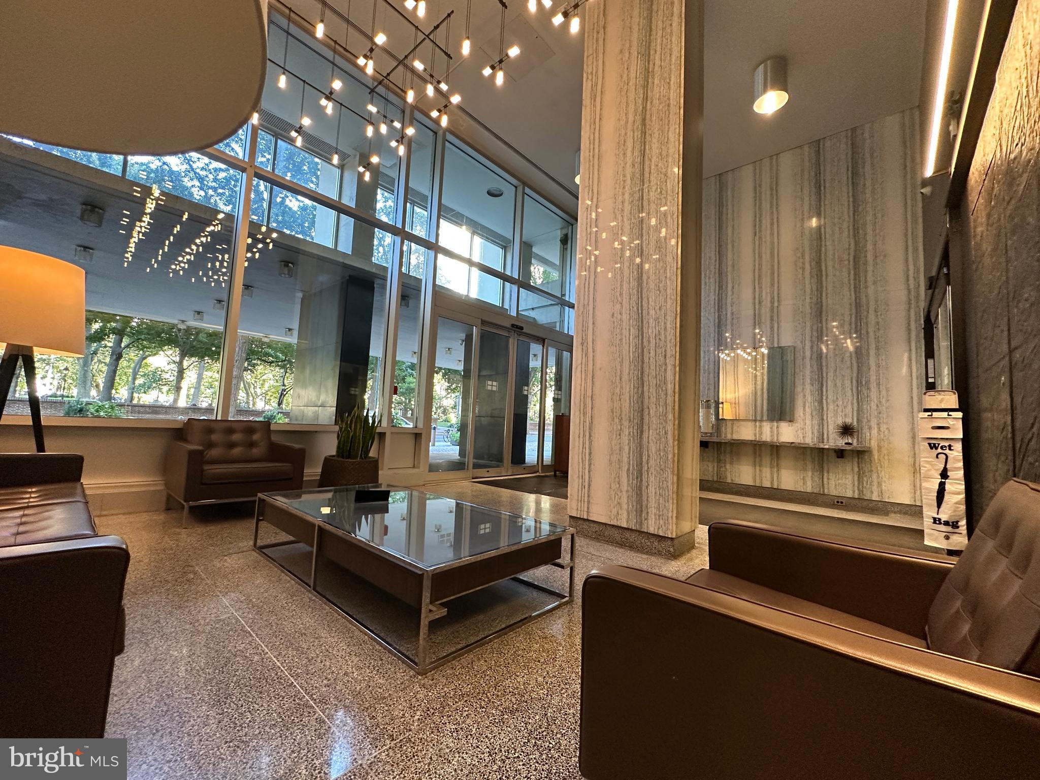 CENTER CITY - Residential