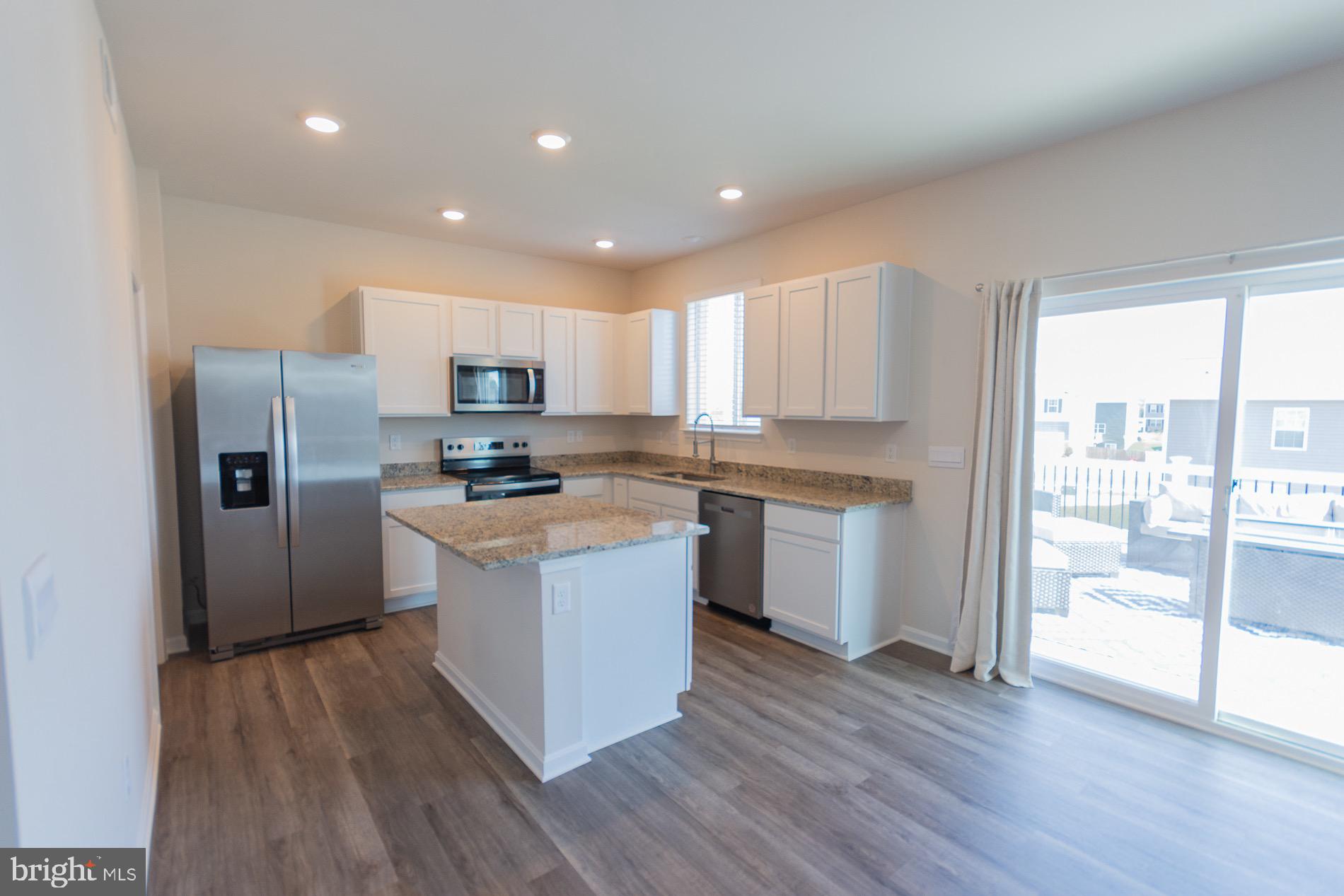 MAGNOLIA SPRINGS - Residential