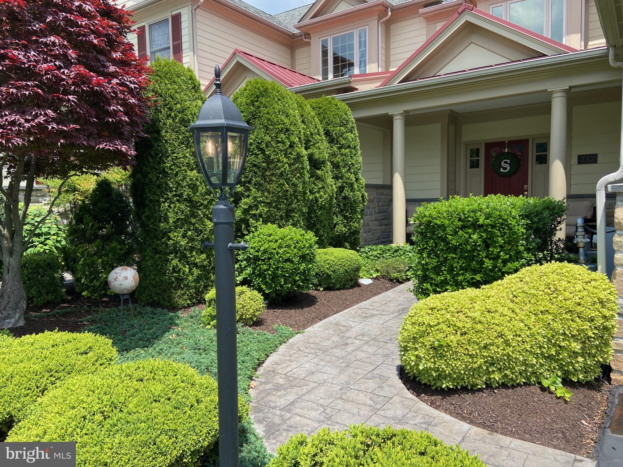 733 WINTERFIELD COURT
