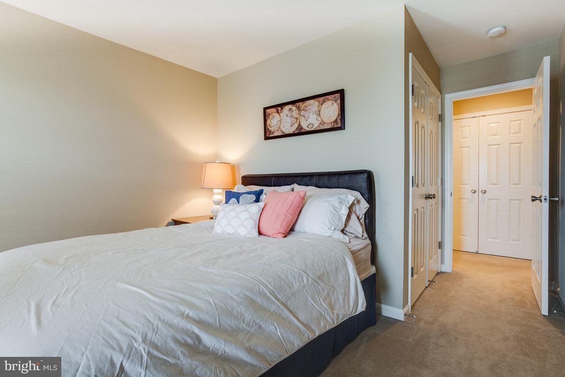 RED BUD RUN - Residential