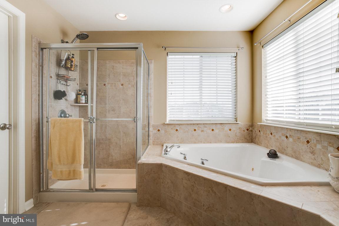 RED BUD RUN - Residential