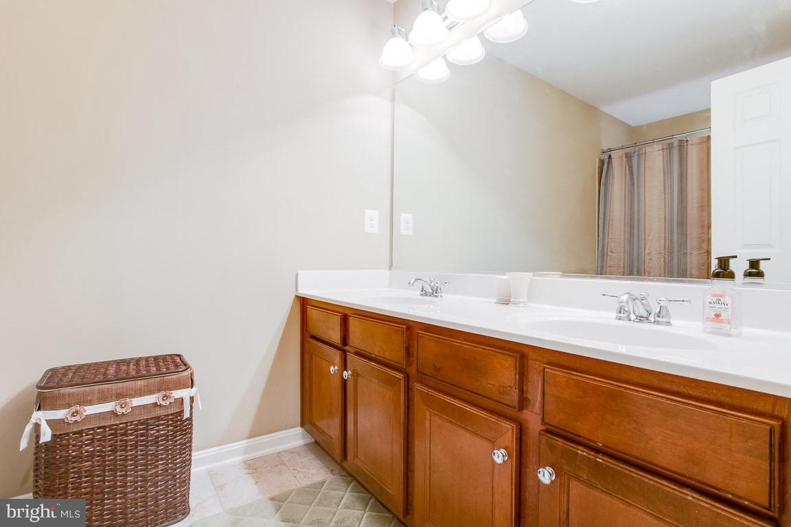 RED BUD RUN - Residential