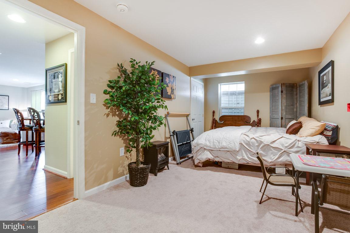 RED BUD RUN - Residential