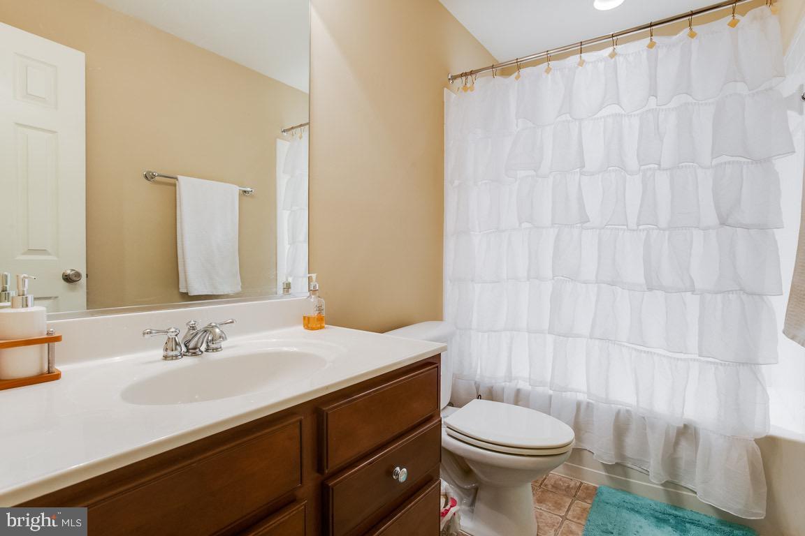 RED BUD RUN - Residential