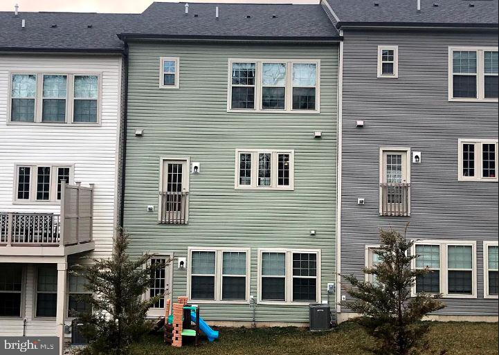 APPLECROSS - Residential Lease