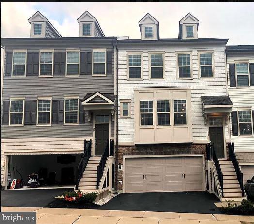 APPLECROSS - Residential Lease