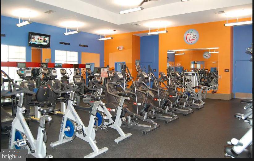 APPLECROSS - Residential Lease