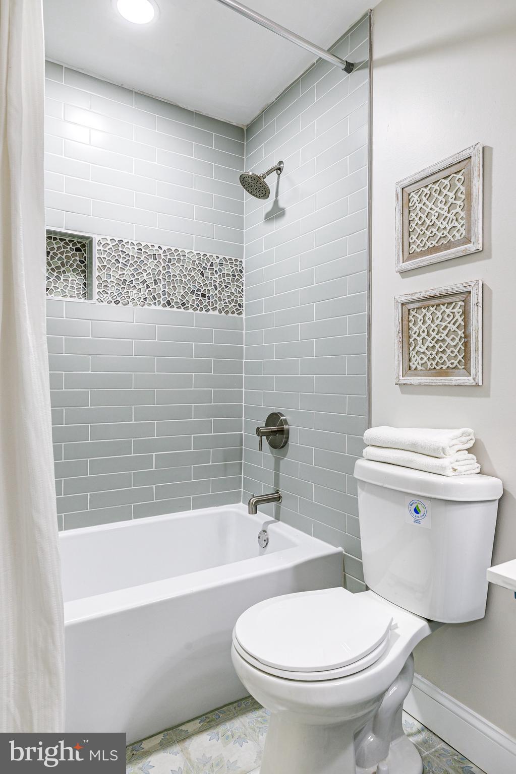 MCDONOGH MANOR - Residential