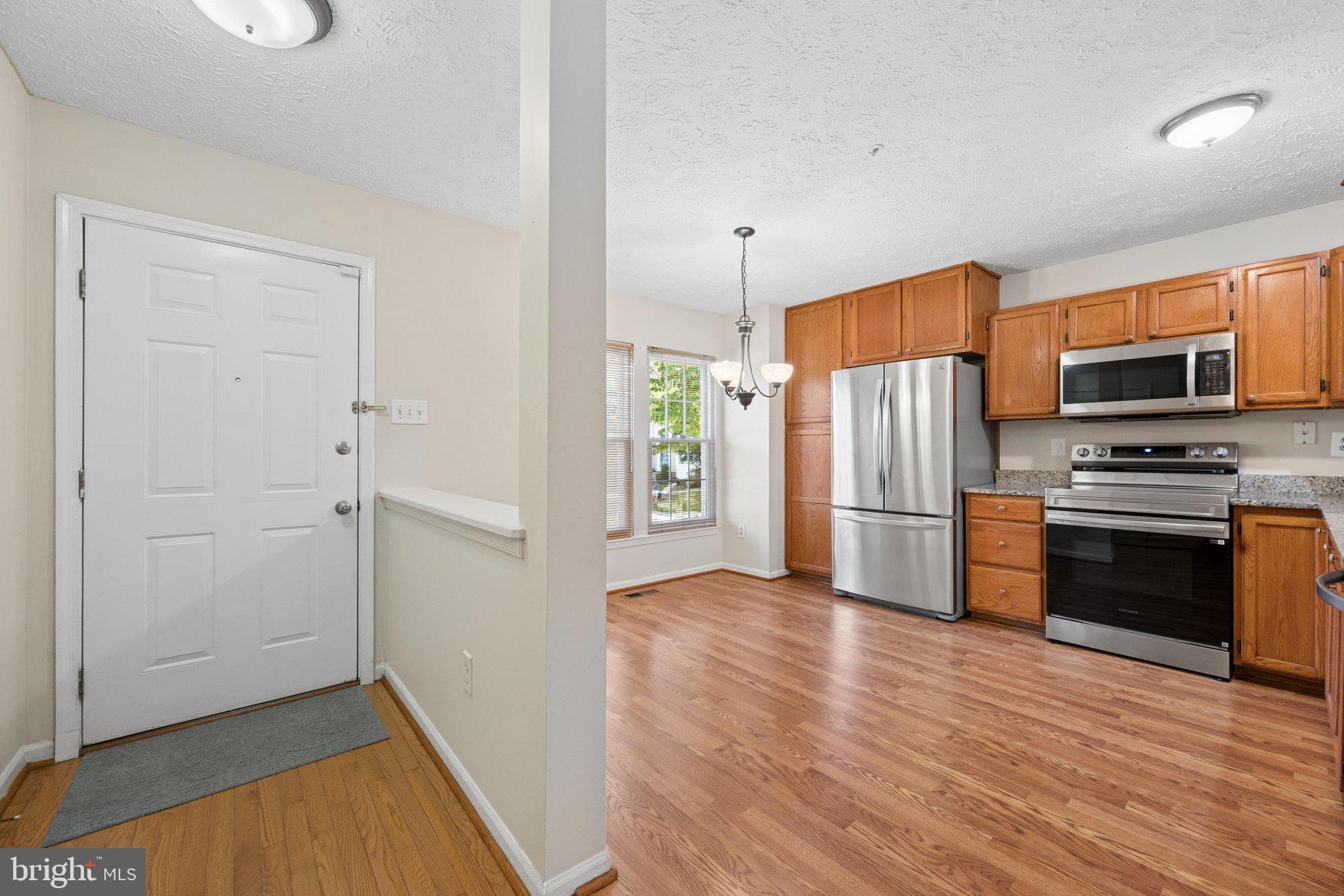 6158 STARBURN PATH