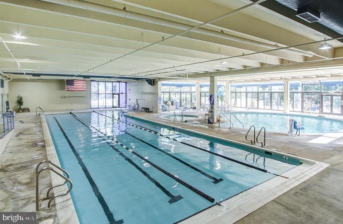 GREENS AT LEISURE WORLD - Residential