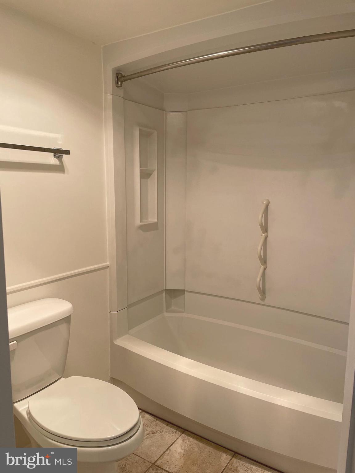 GREENS AT LEISURE WORLD - Residential