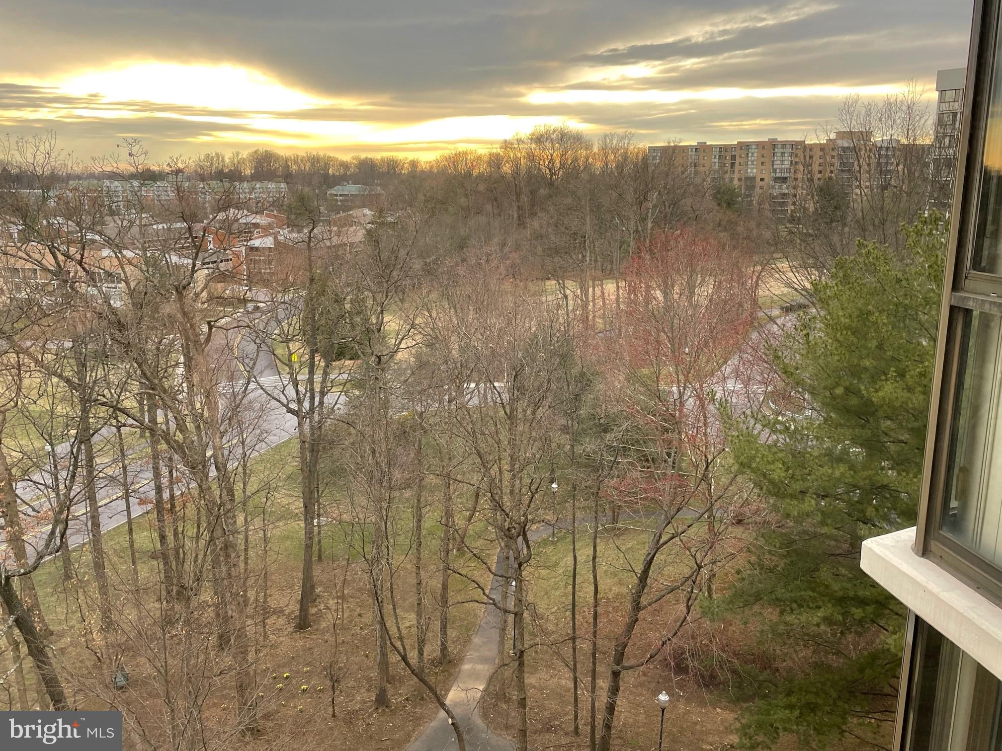 GREENS AT LEISURE WORLD - Residential