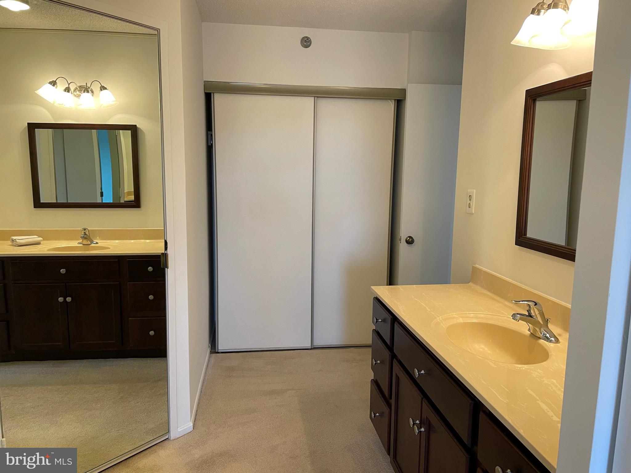 GREENS AT LEISURE WORLD - Residential