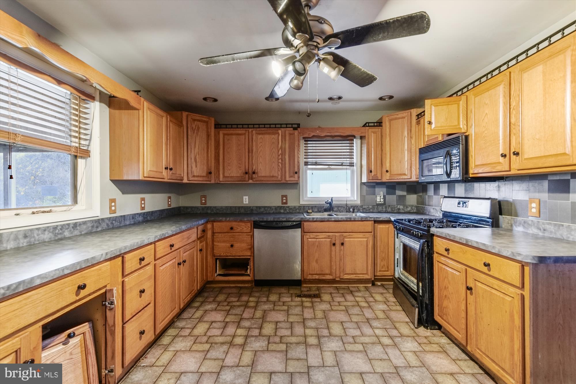 CHESAPEAKE CITY - Residential