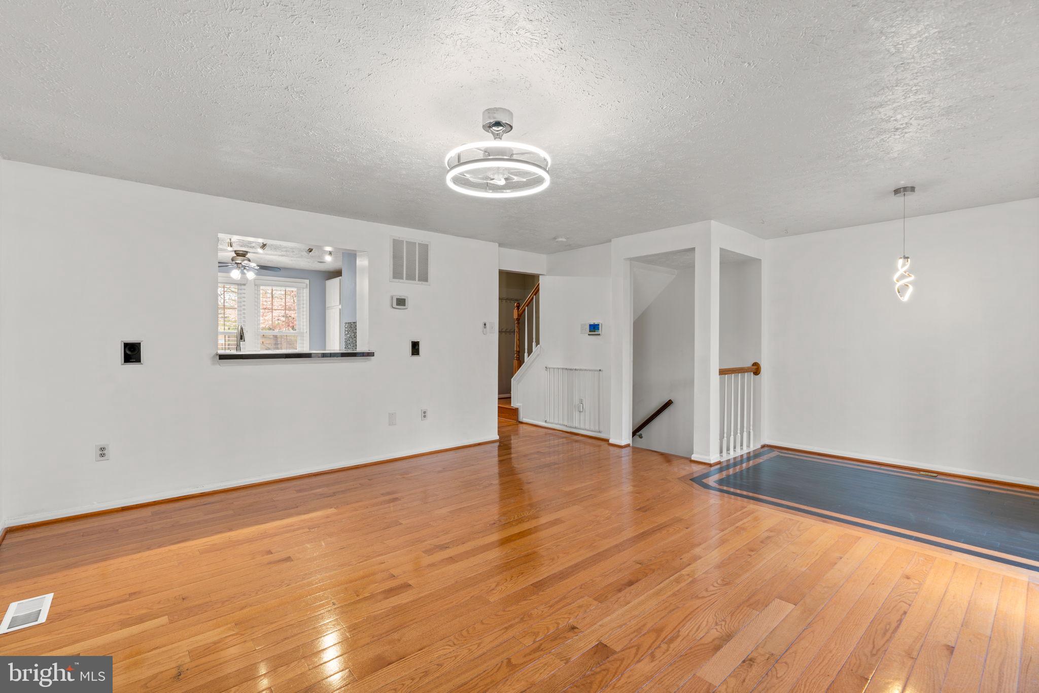 ROCKBURN COMMONS - Residential