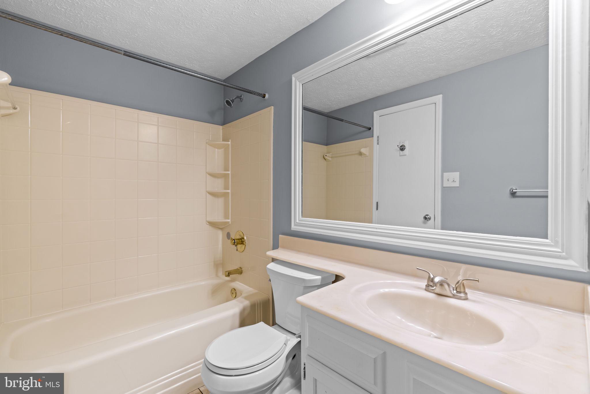 ROCKBURN COMMONS - Residential