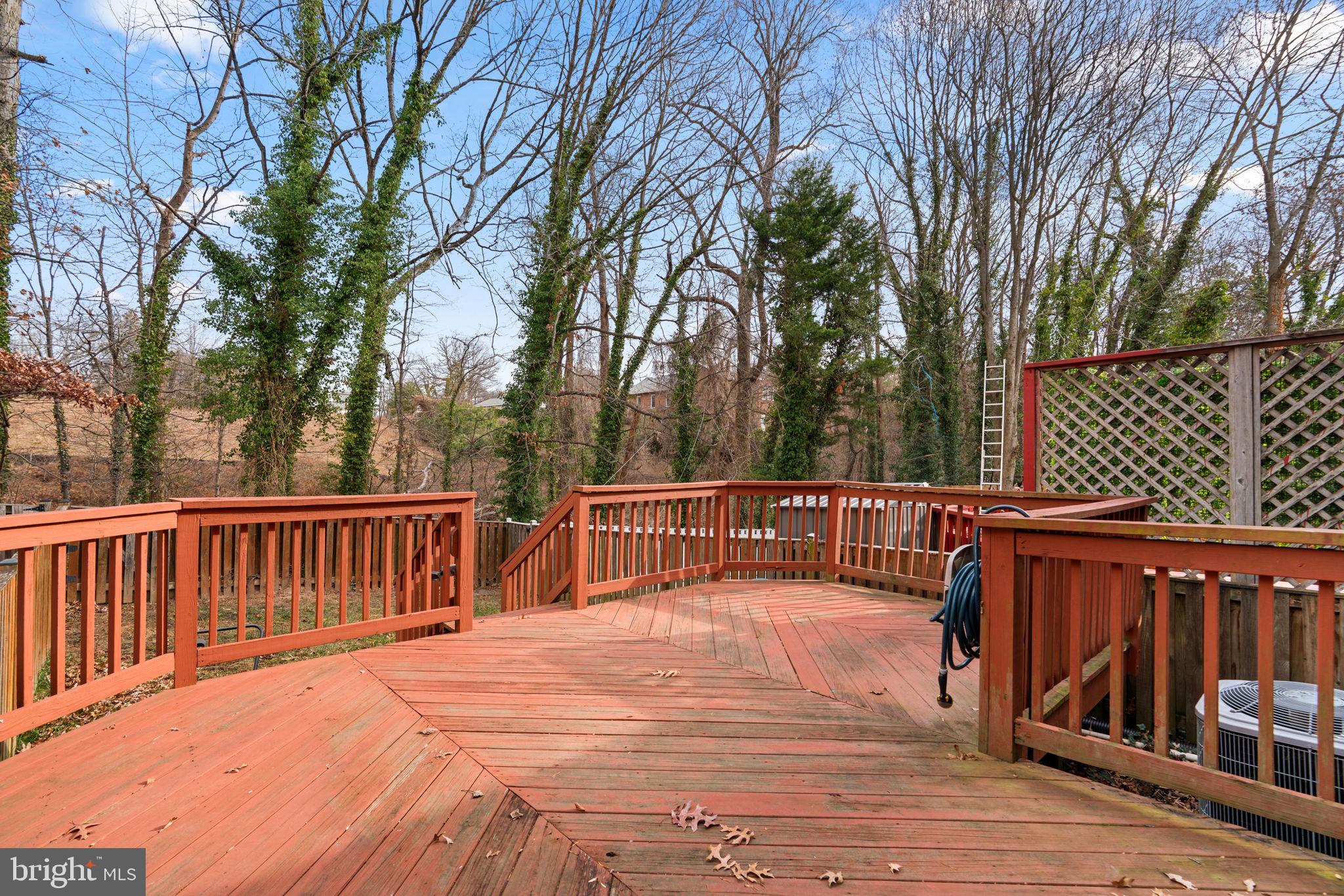 ROCKBURN COMMONS - Residential