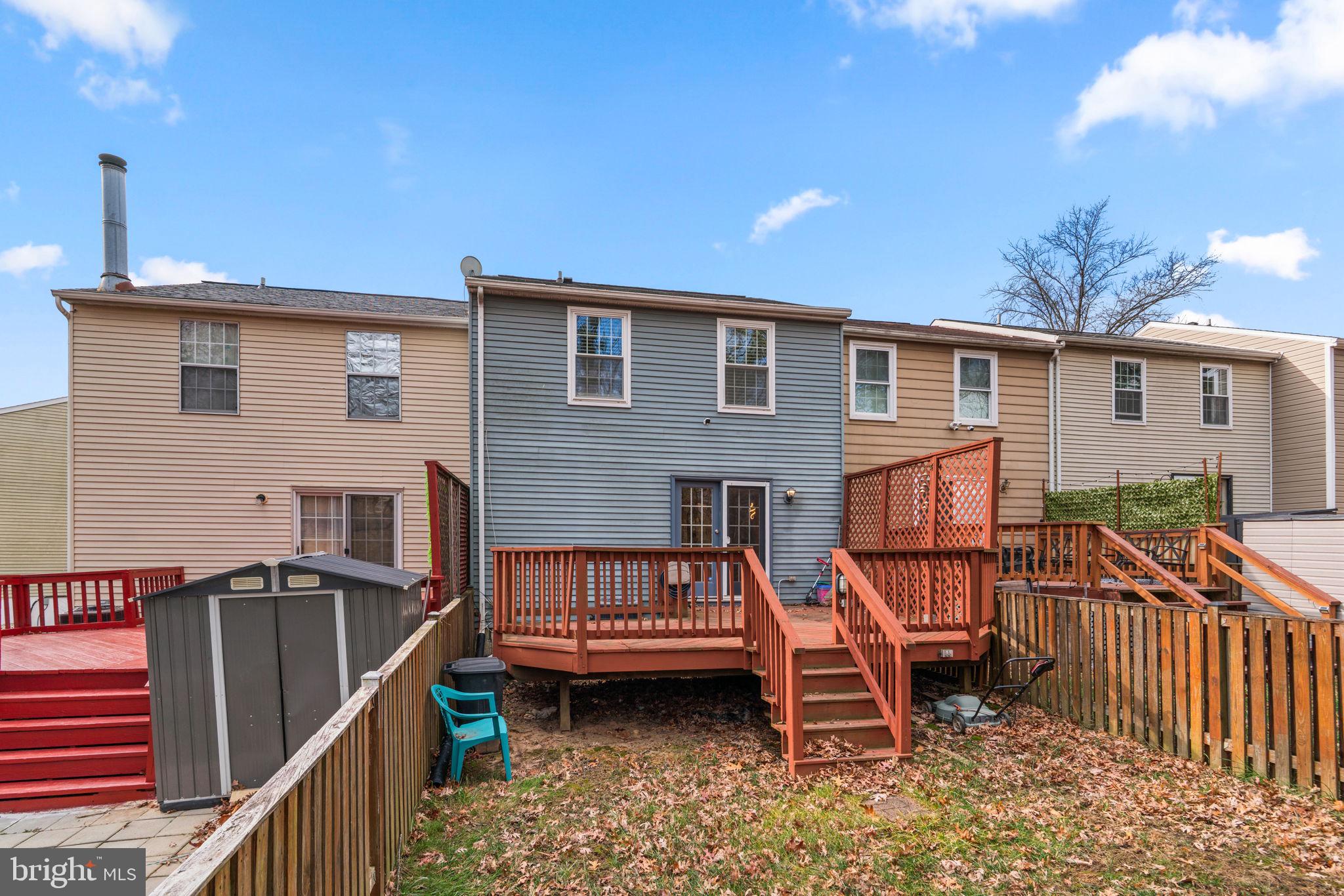 ROCKBURN COMMONS - Residential