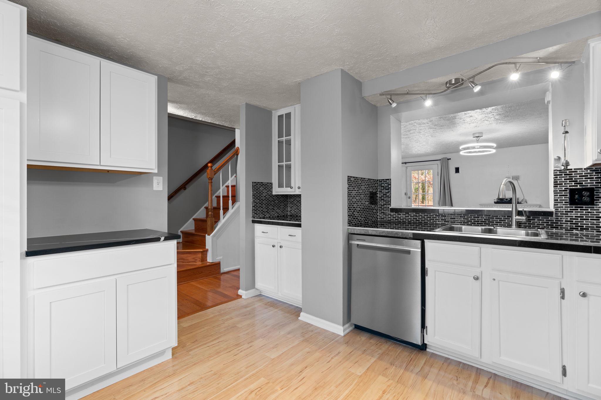 ROCKBURN COMMONS - Residential