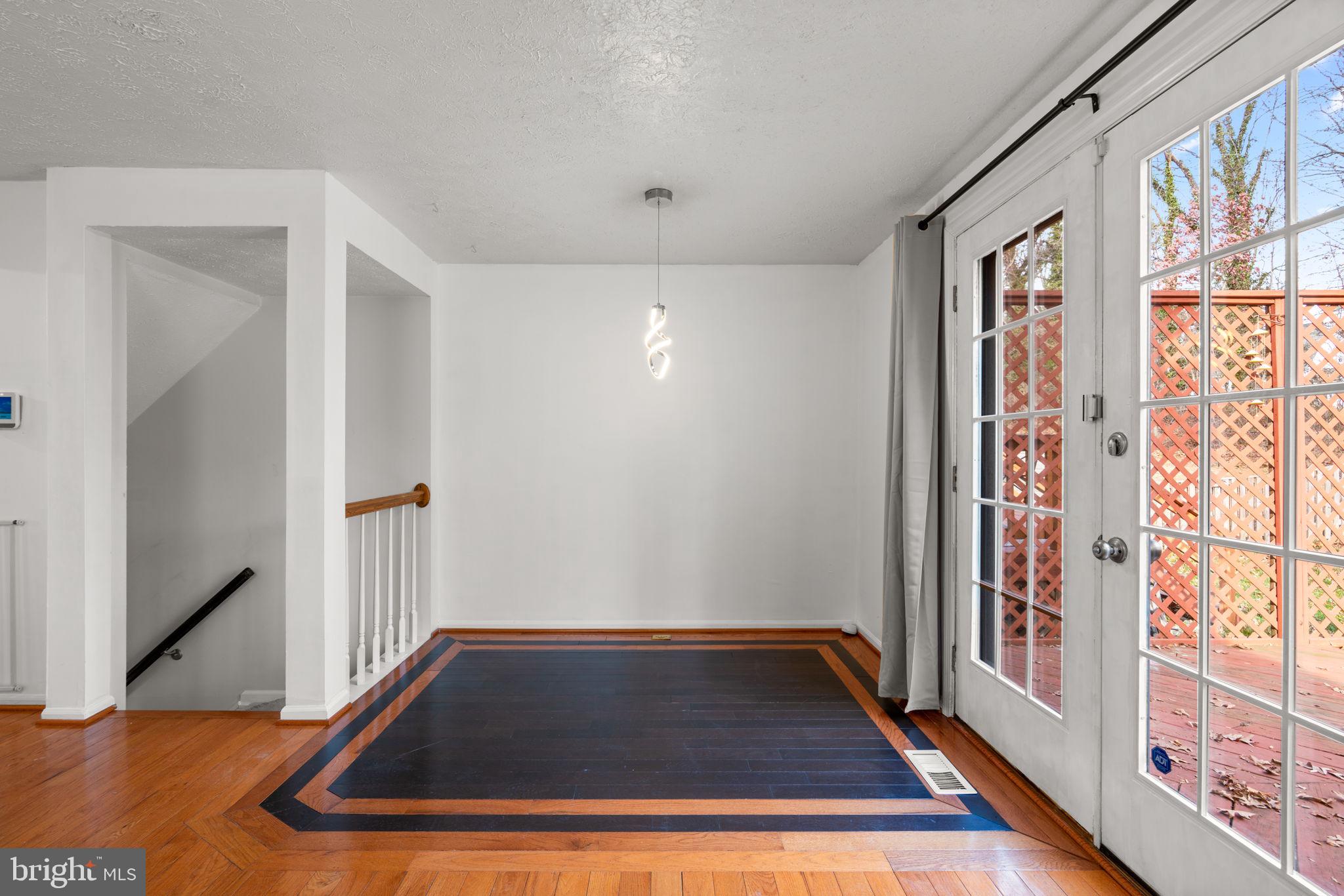 ROCKBURN COMMONS - Residential