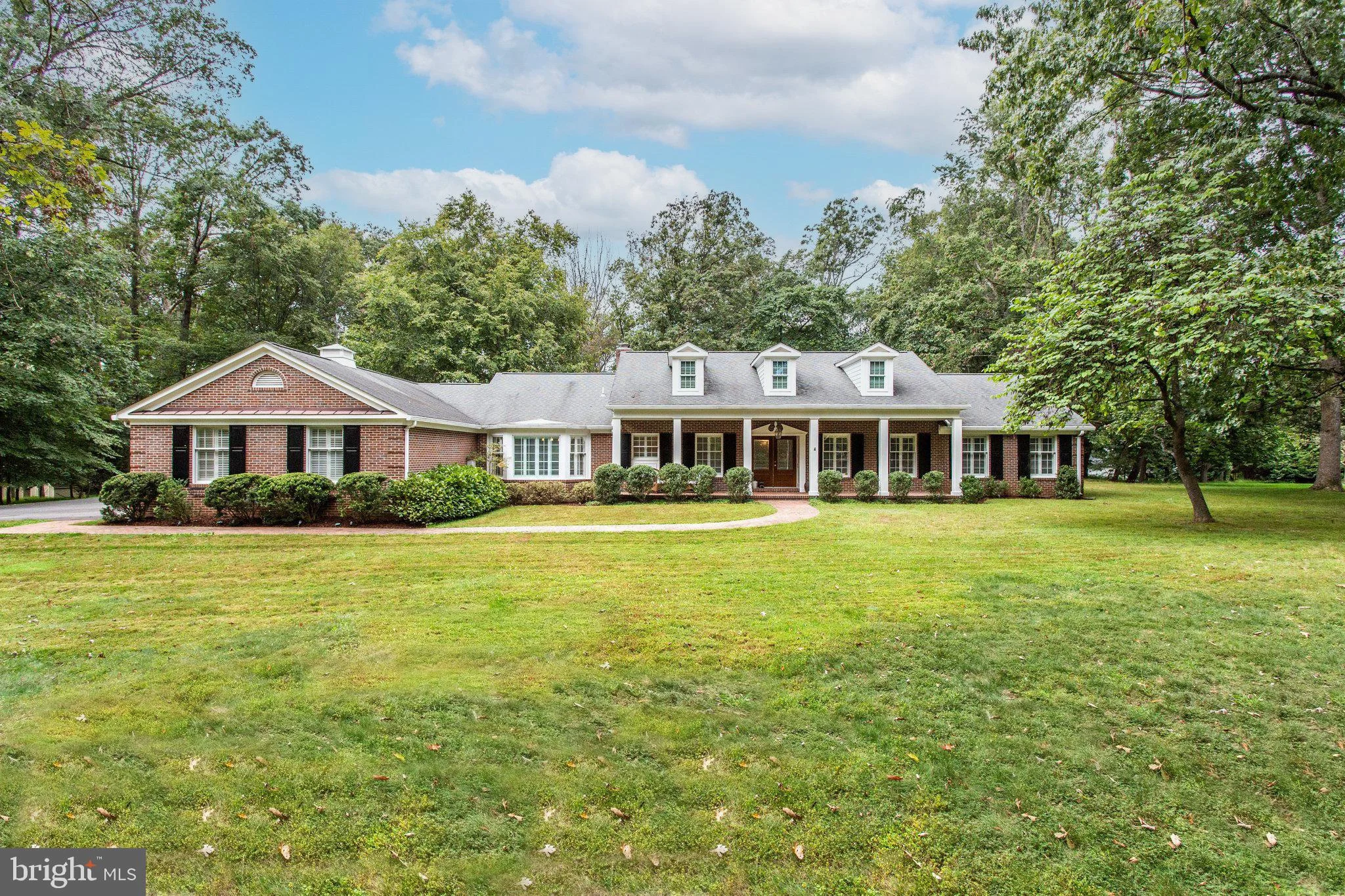 506 Scenic Way, Great Falls, VA 22066