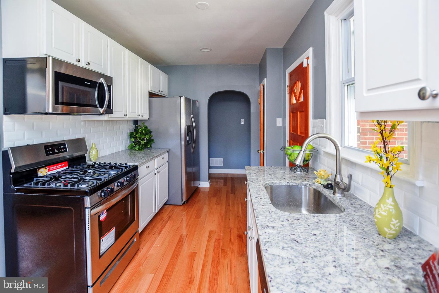 BROAD ACRES - Residential