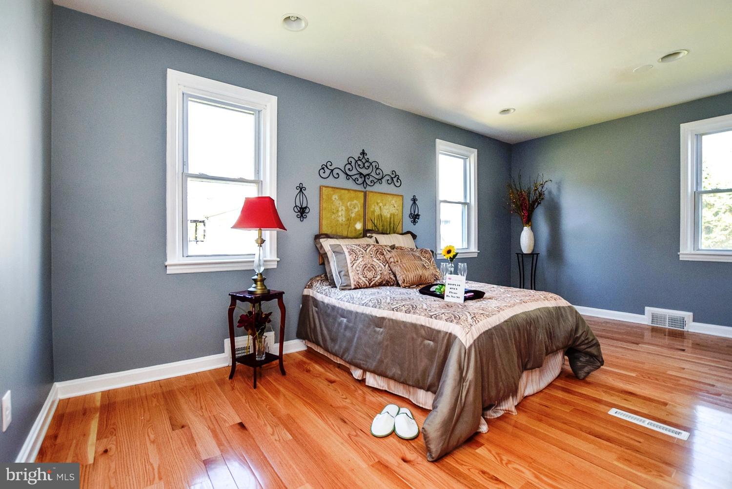 BROAD ACRES - Residential