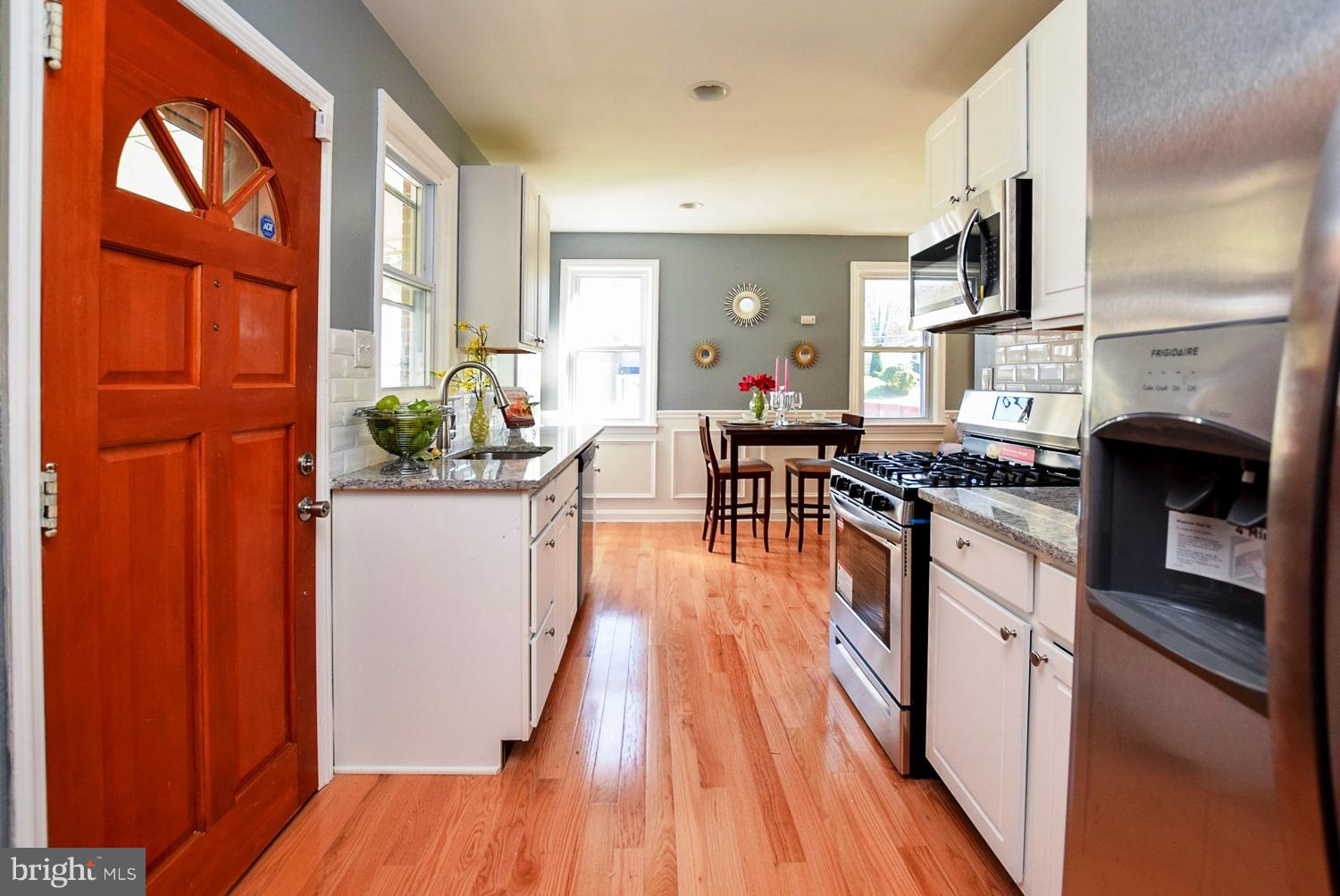 BROAD ACRES - Residential