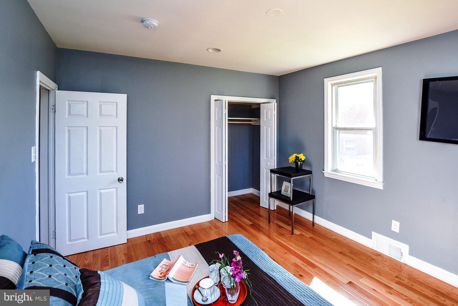 BROAD ACRES - Residential