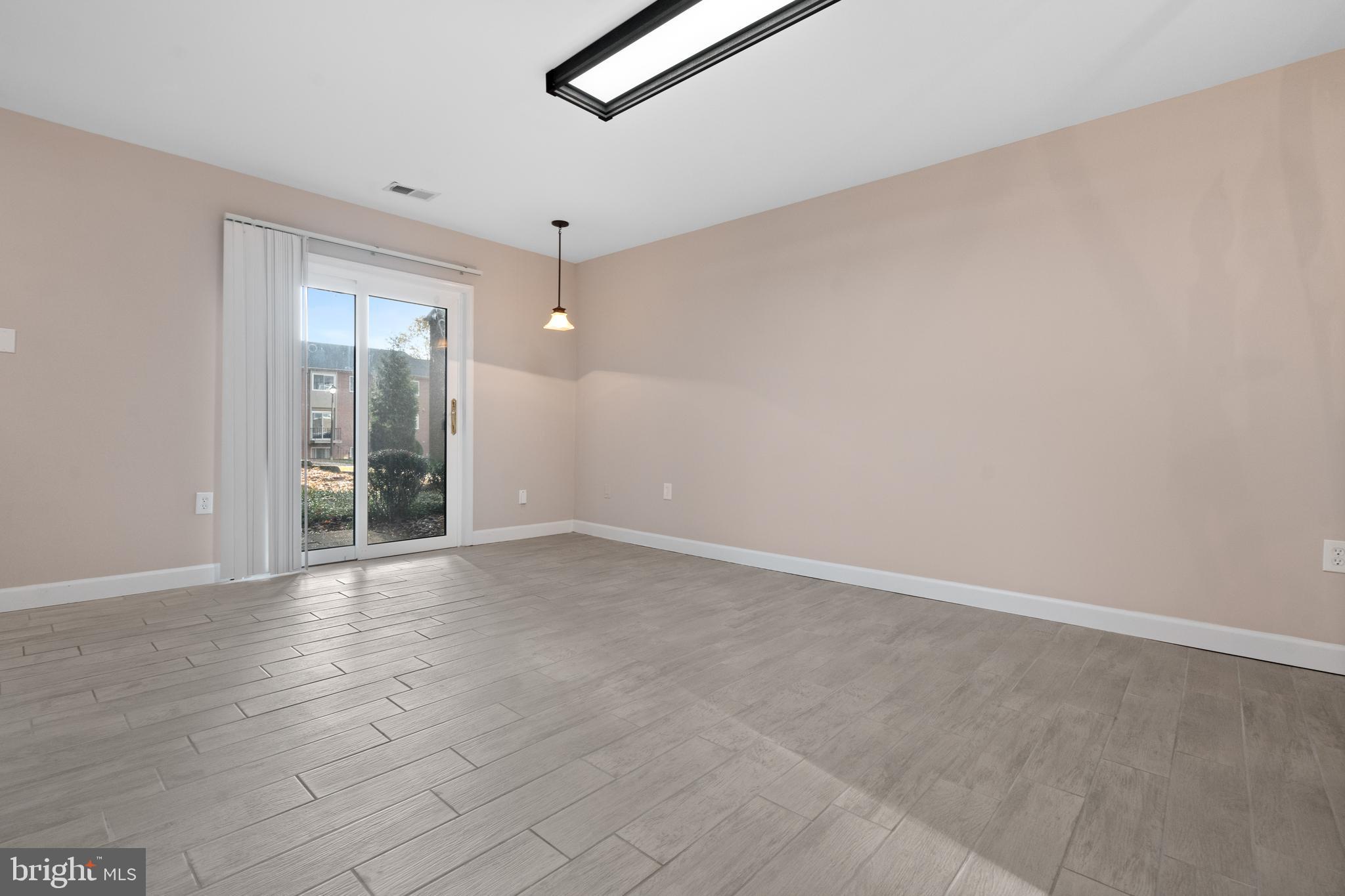 TERRACE TOWNE HOMES OF WOODLAWN - Residential