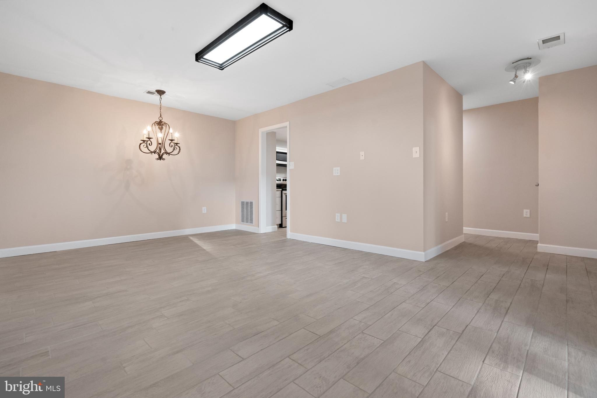 TERRACE TOWNE HOMES OF WOODLAWN - Residential