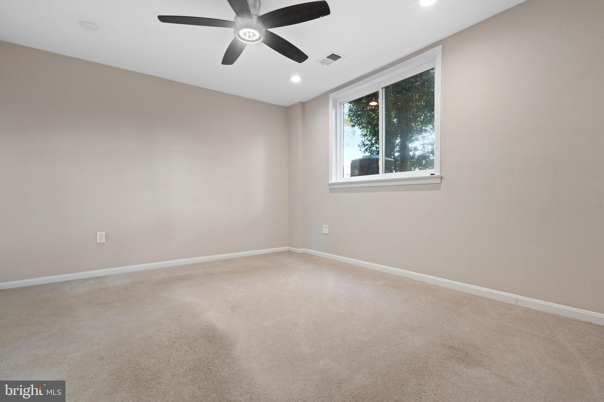 TERRACE TOWNE HOMES OF WOODLAWN - Residential