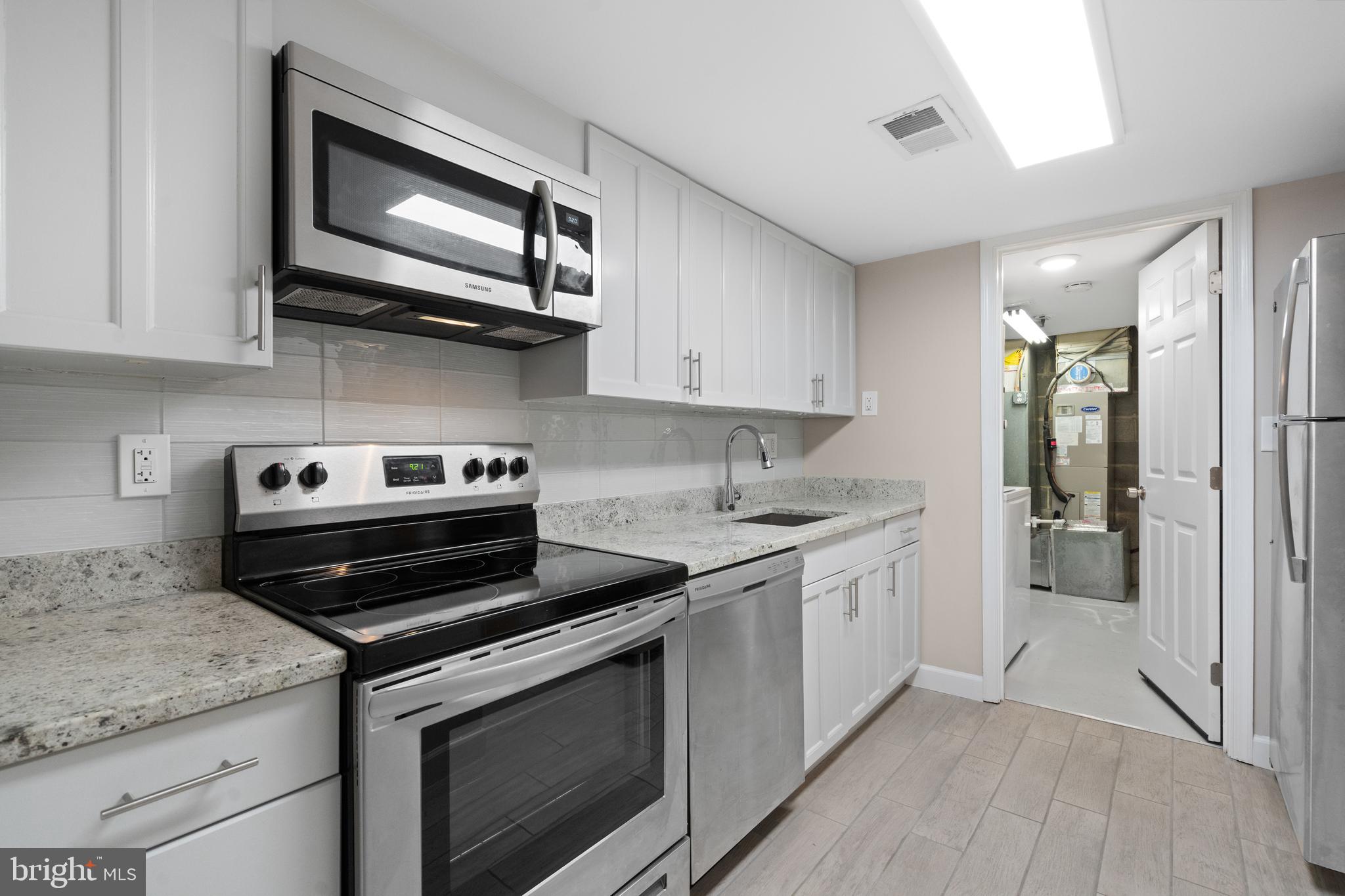 TERRACE TOWNE HOMES OF WOODLAWN - Residential