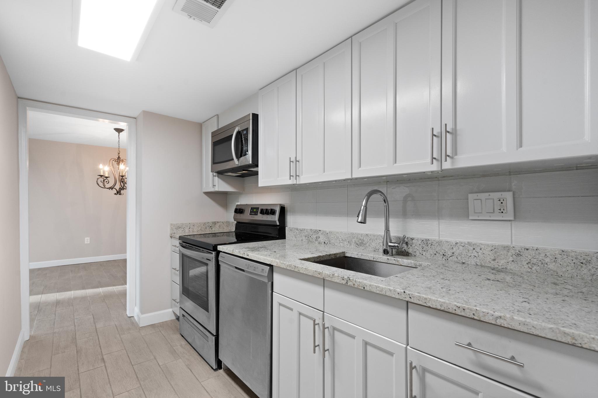 TERRACE TOWNE HOMES OF WOODLAWN - Residential