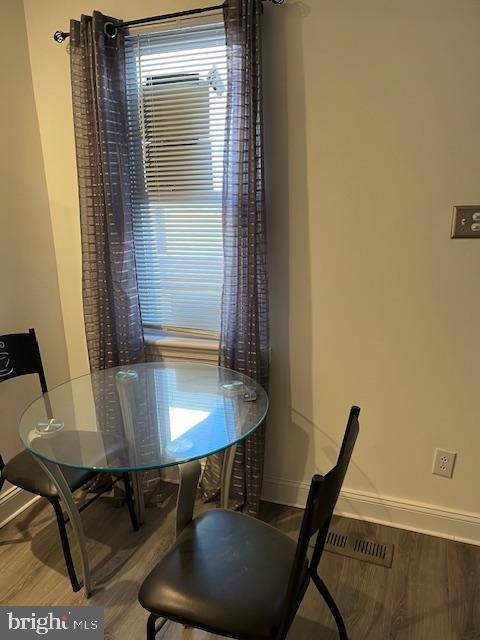 1517 SYNDENHAM STREET S B