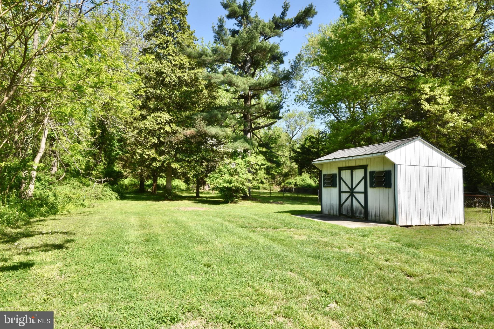 PERRYVILLE - Residential