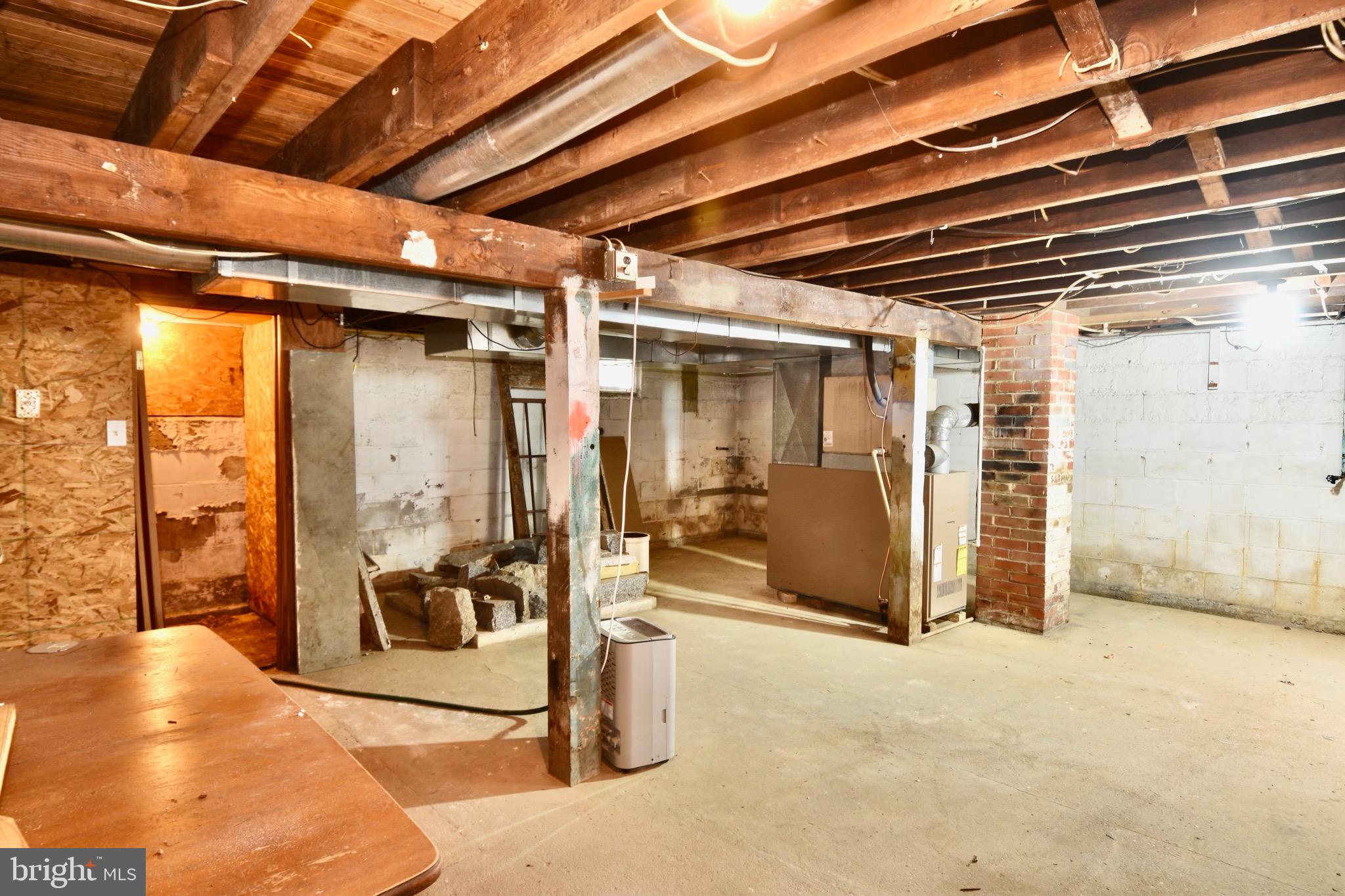 PERRYVILLE - Residential