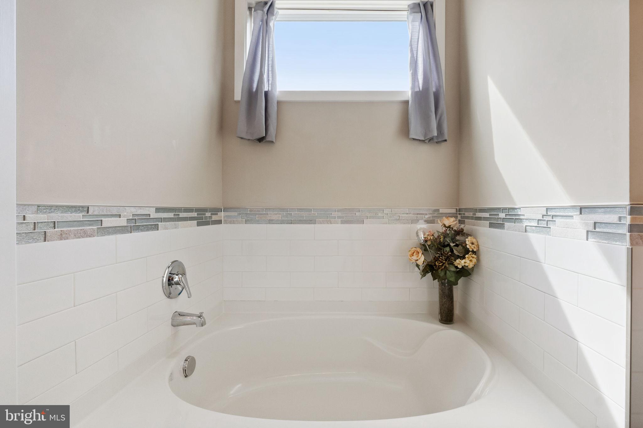 THISTLE LANDING - Residential