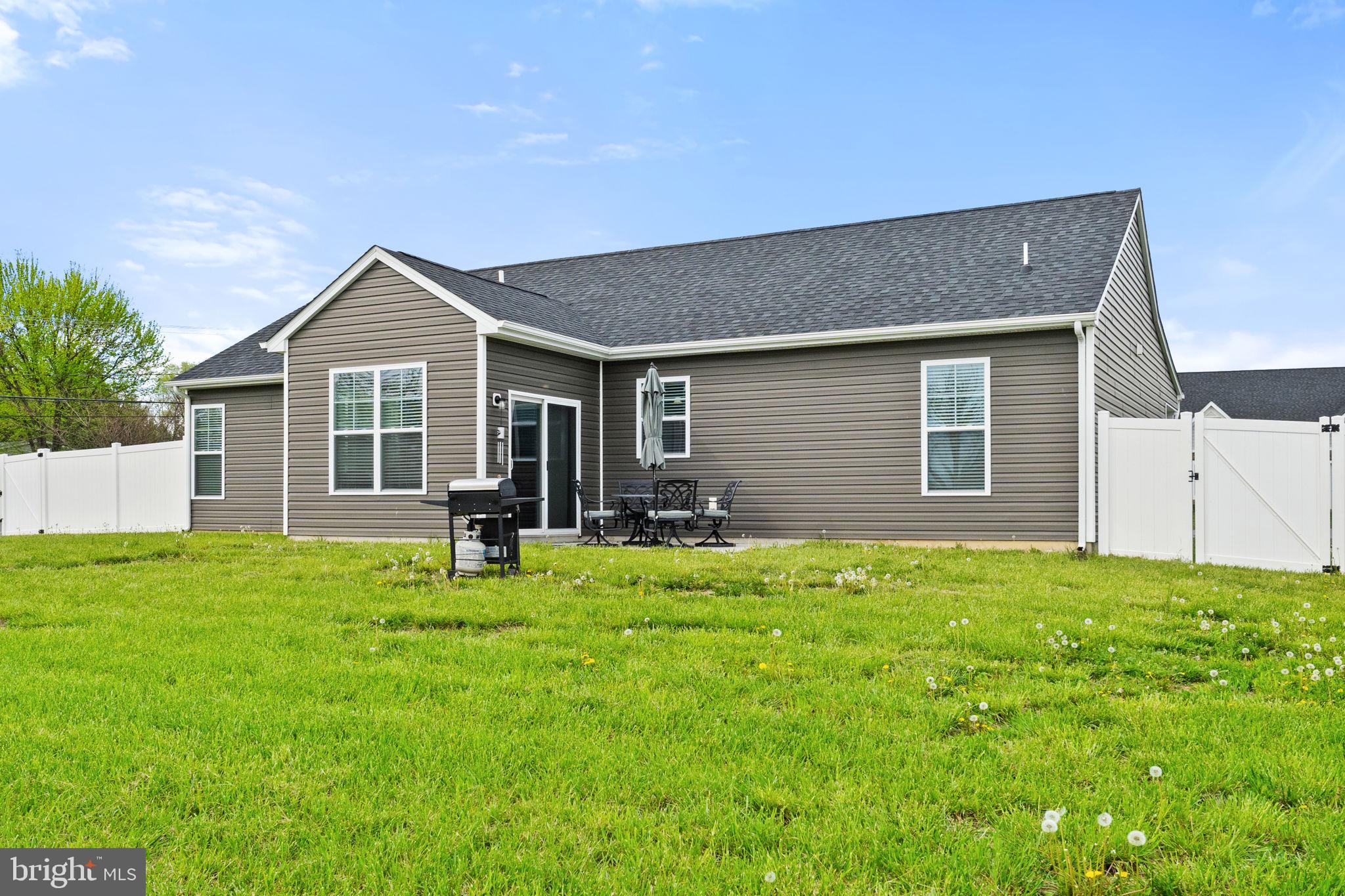 THISTLE LANDING - Residential