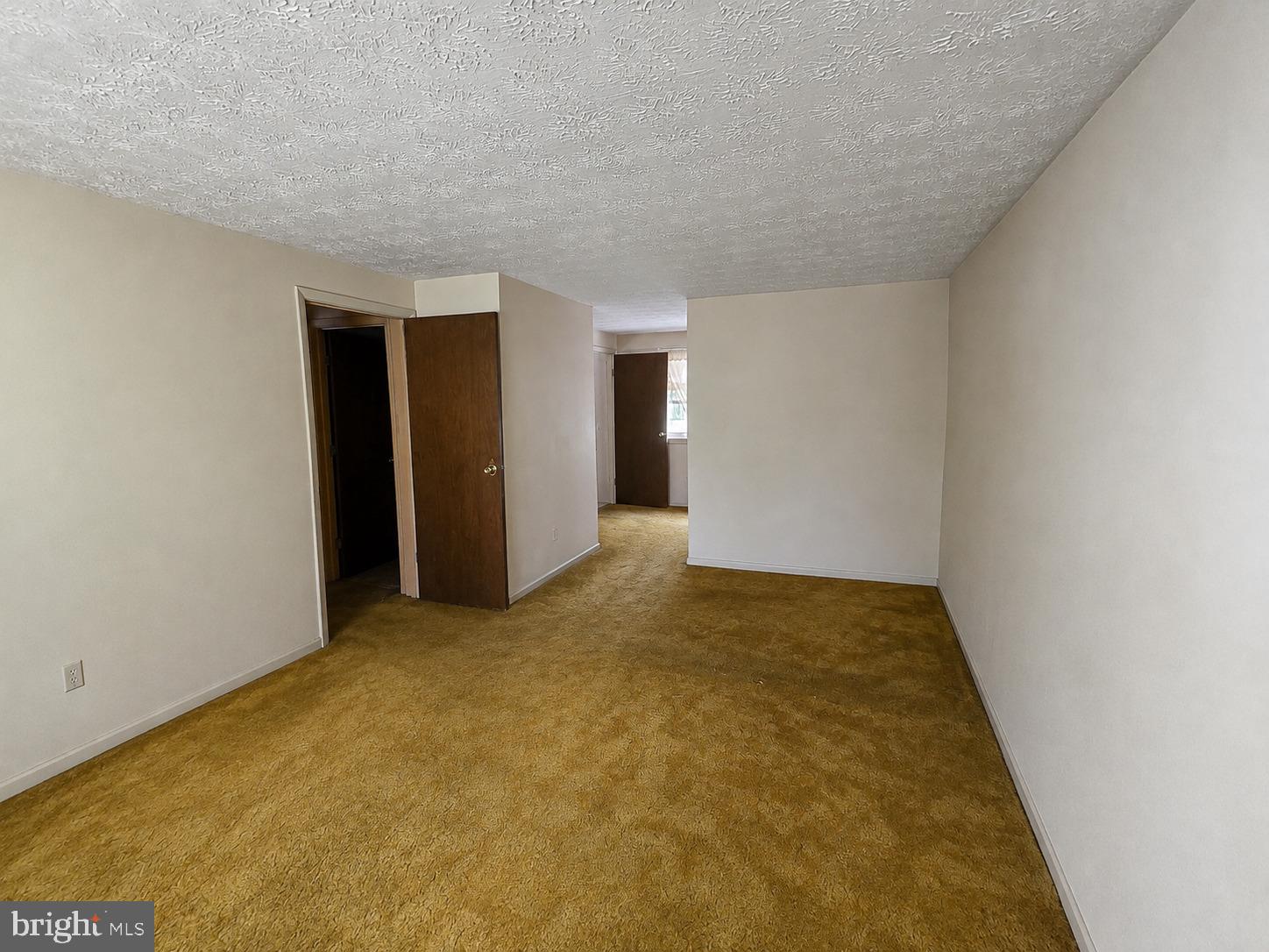 12904 OLD CHAPEL COURT