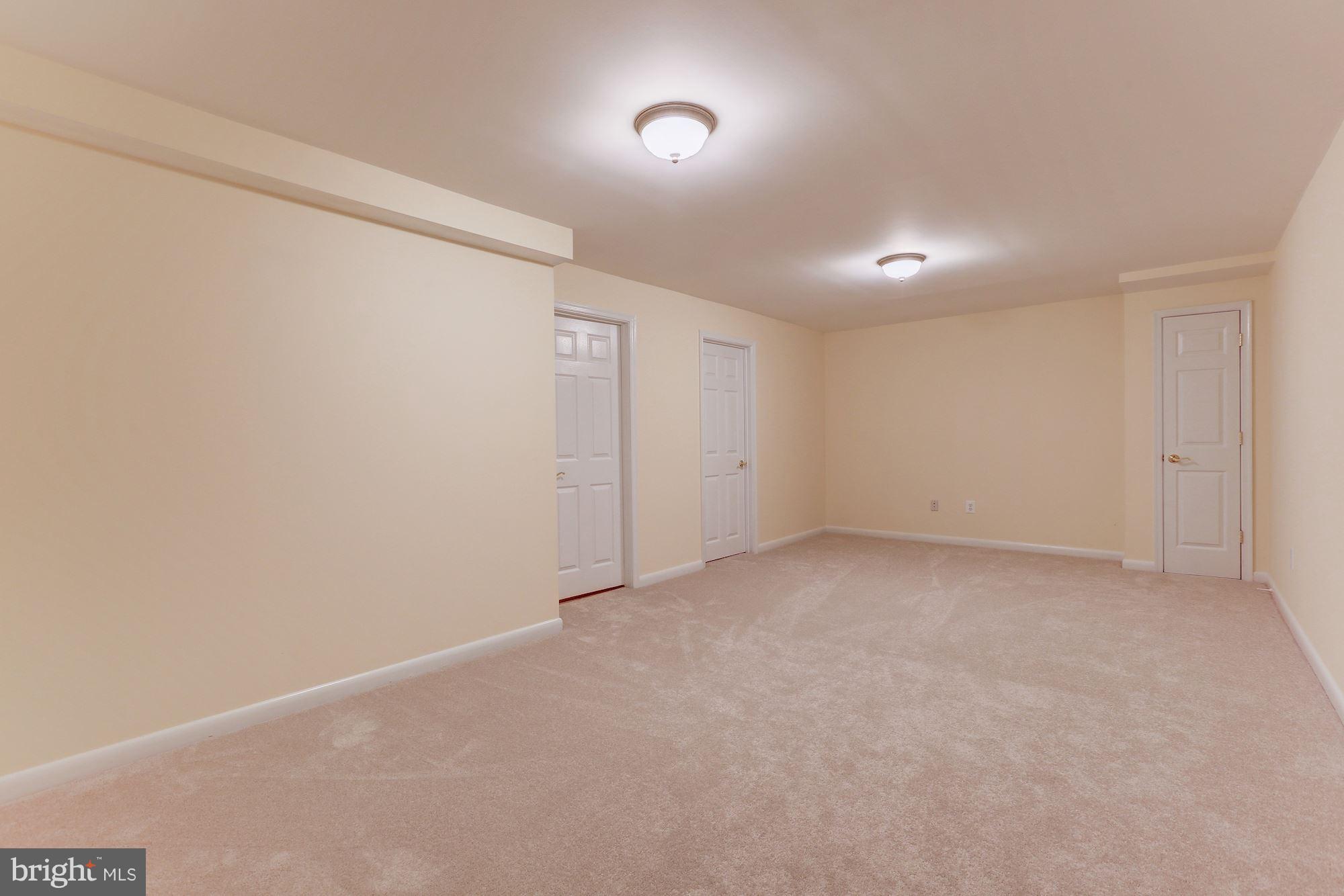 PHEASANT RUN - Residential