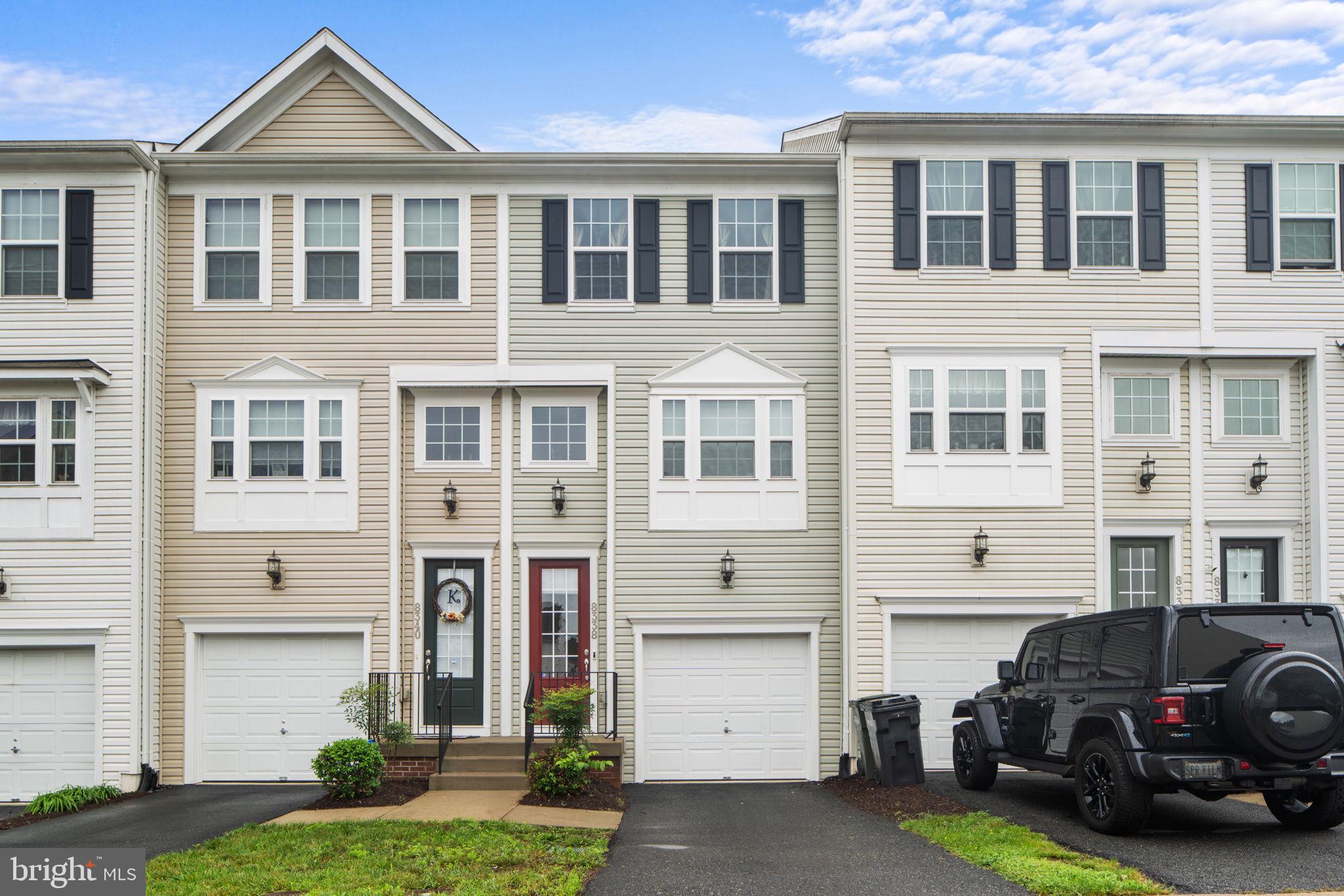 8338 HERITAGE CROSSING COURT