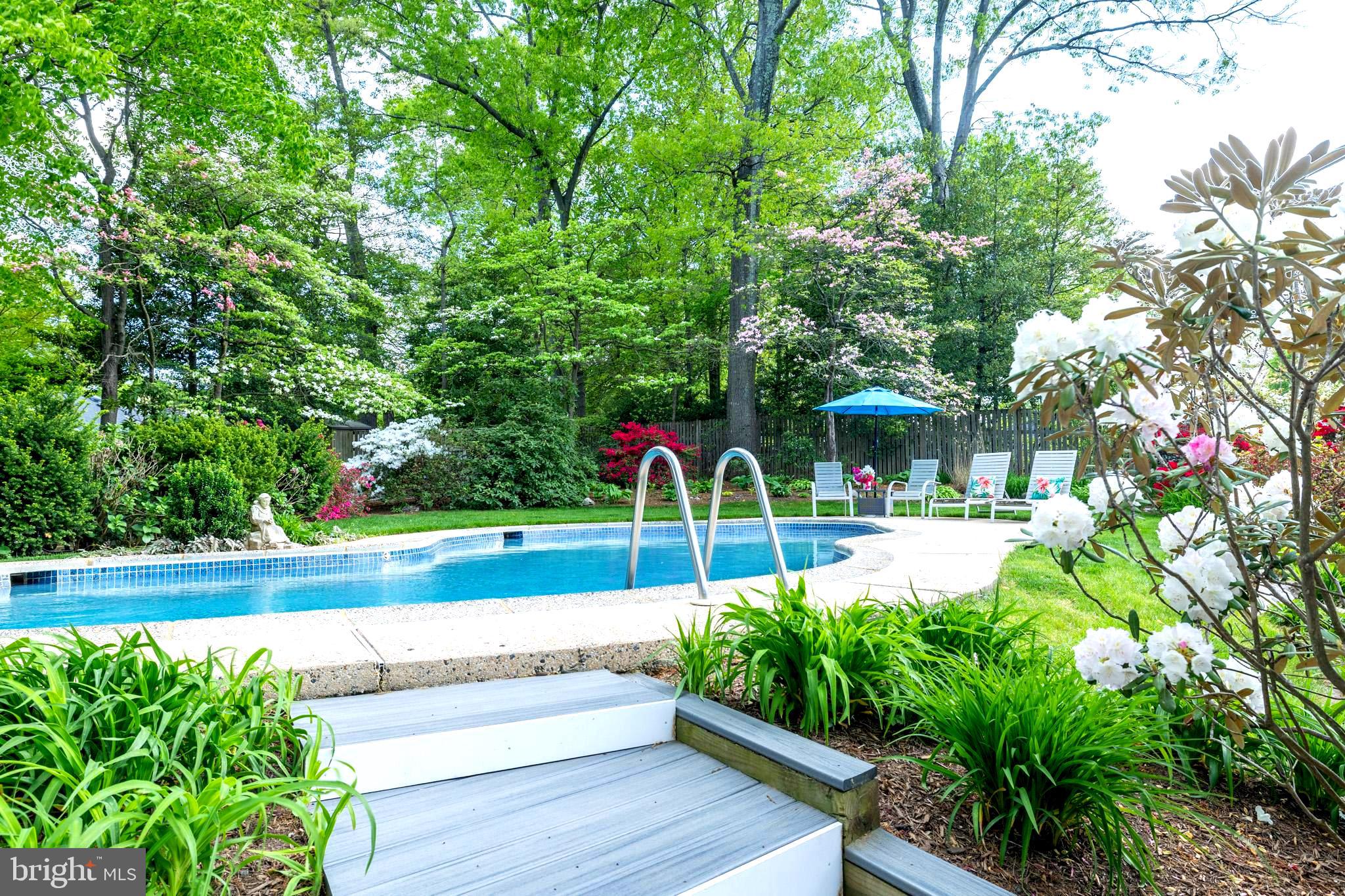 MIDDLERIDGE - Residential